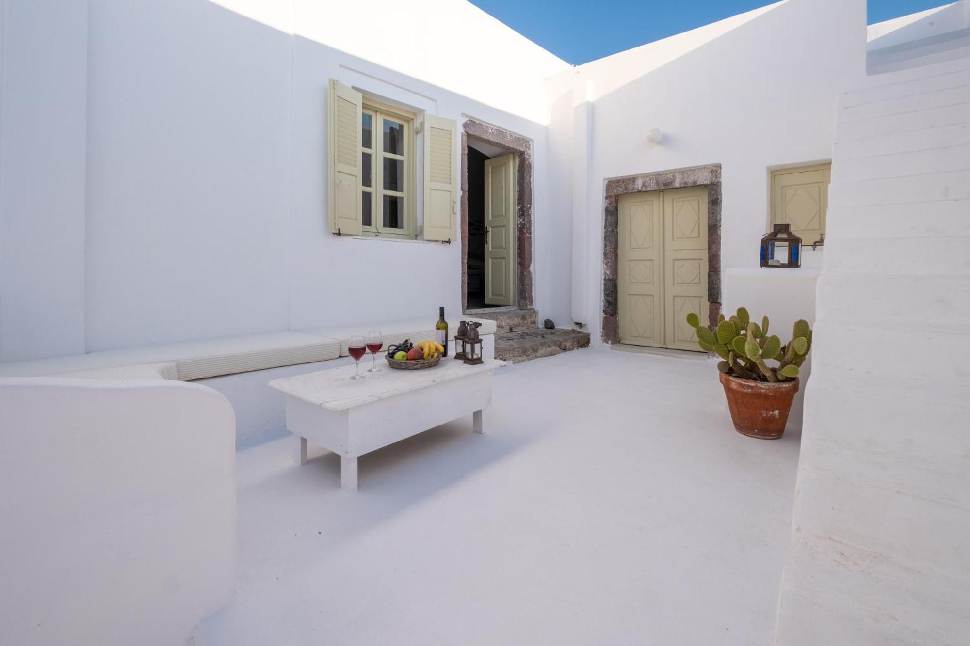 Art Canava Luxury Villas Fira  Bagian luar foto