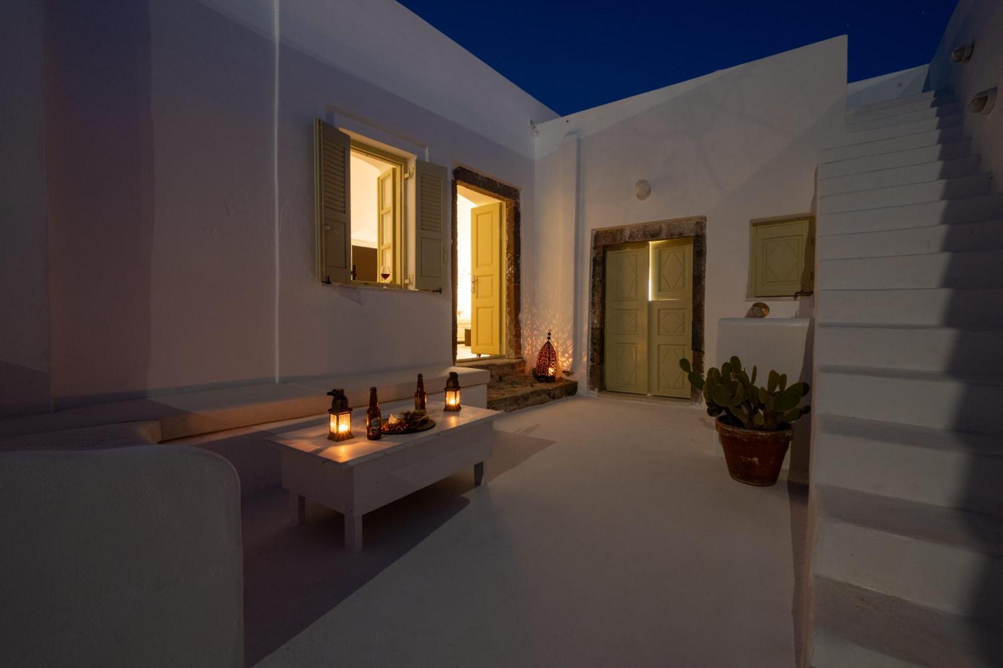 Art Canava Luxury Villas Fira  Bagian luar foto